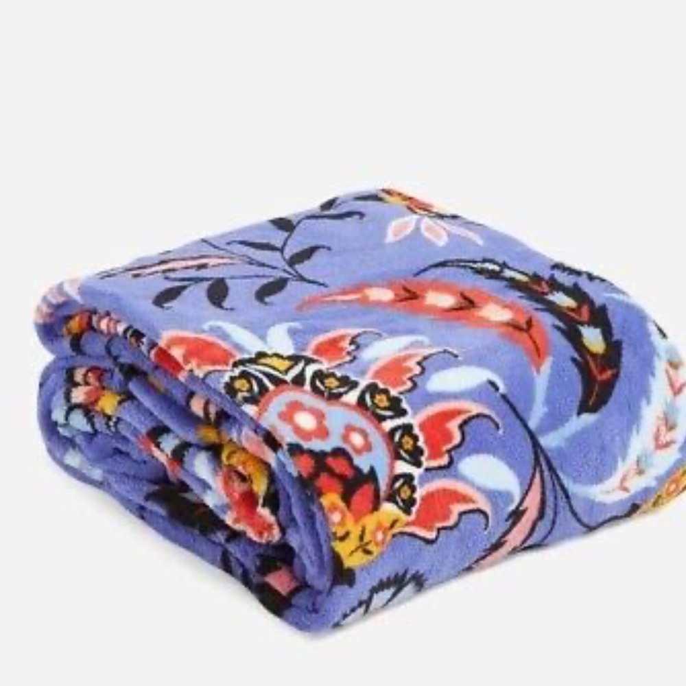 new Vera Bradley Fleece Throw Blanket 80" x 50" in Mural Garden